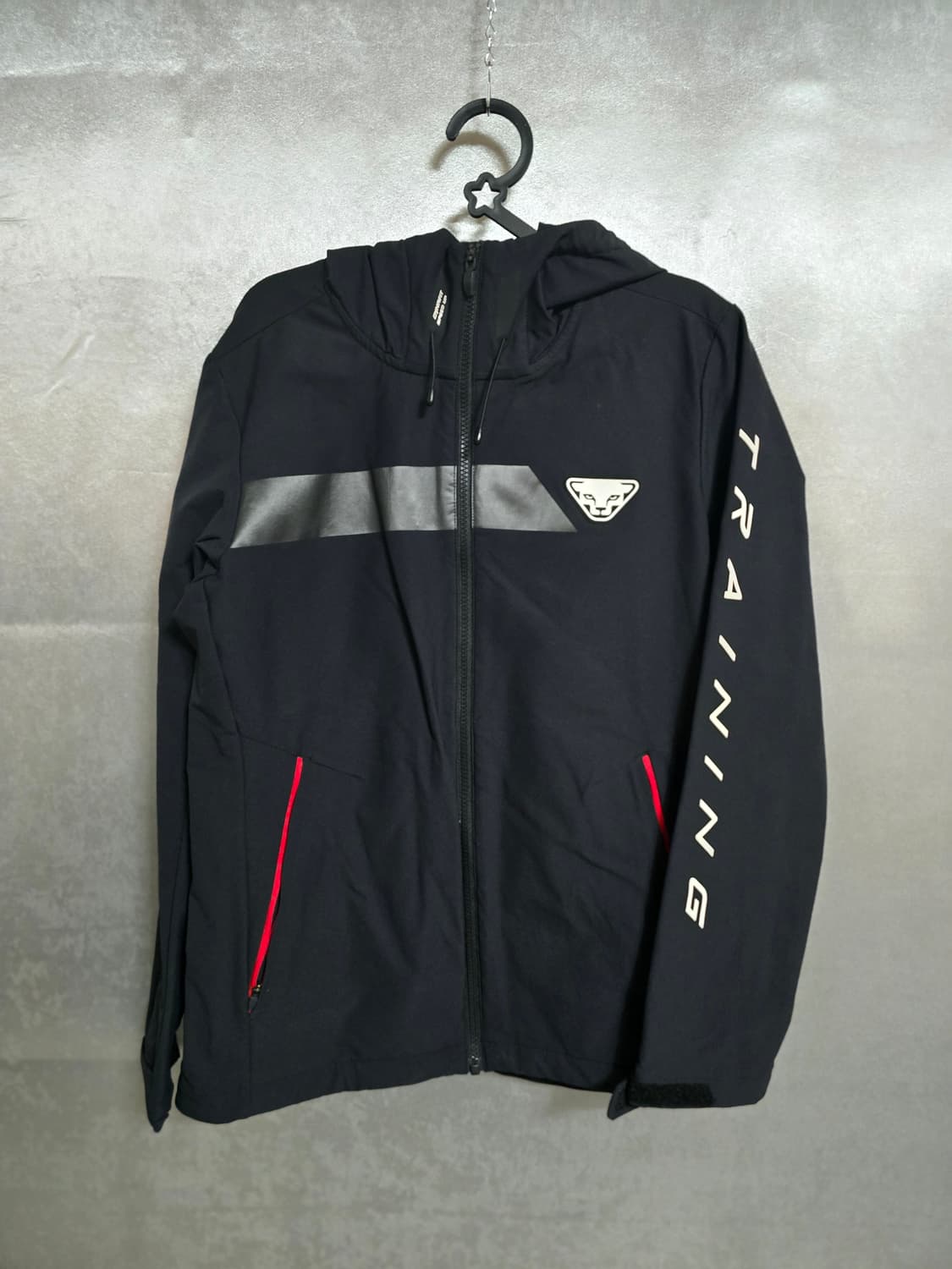 다이나핏 트레이닝 후드 바람막이 블랙 상품이미지1