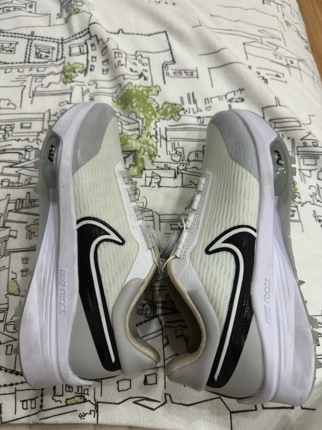 나이키 보아 골프화 상품이미지3