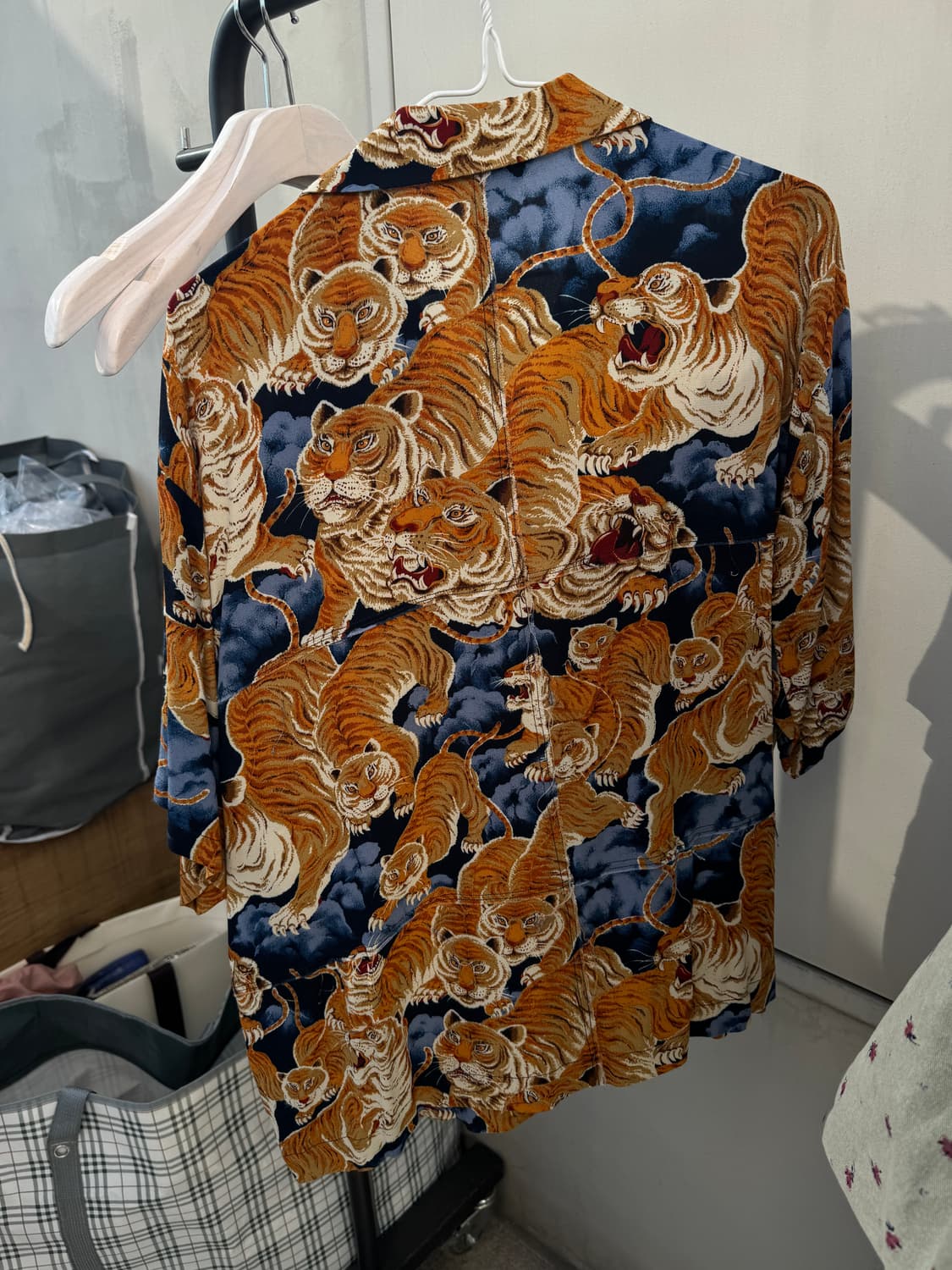 JieDa HUNDRED TIGER PANEL SHIRT S/S 상품이미지3