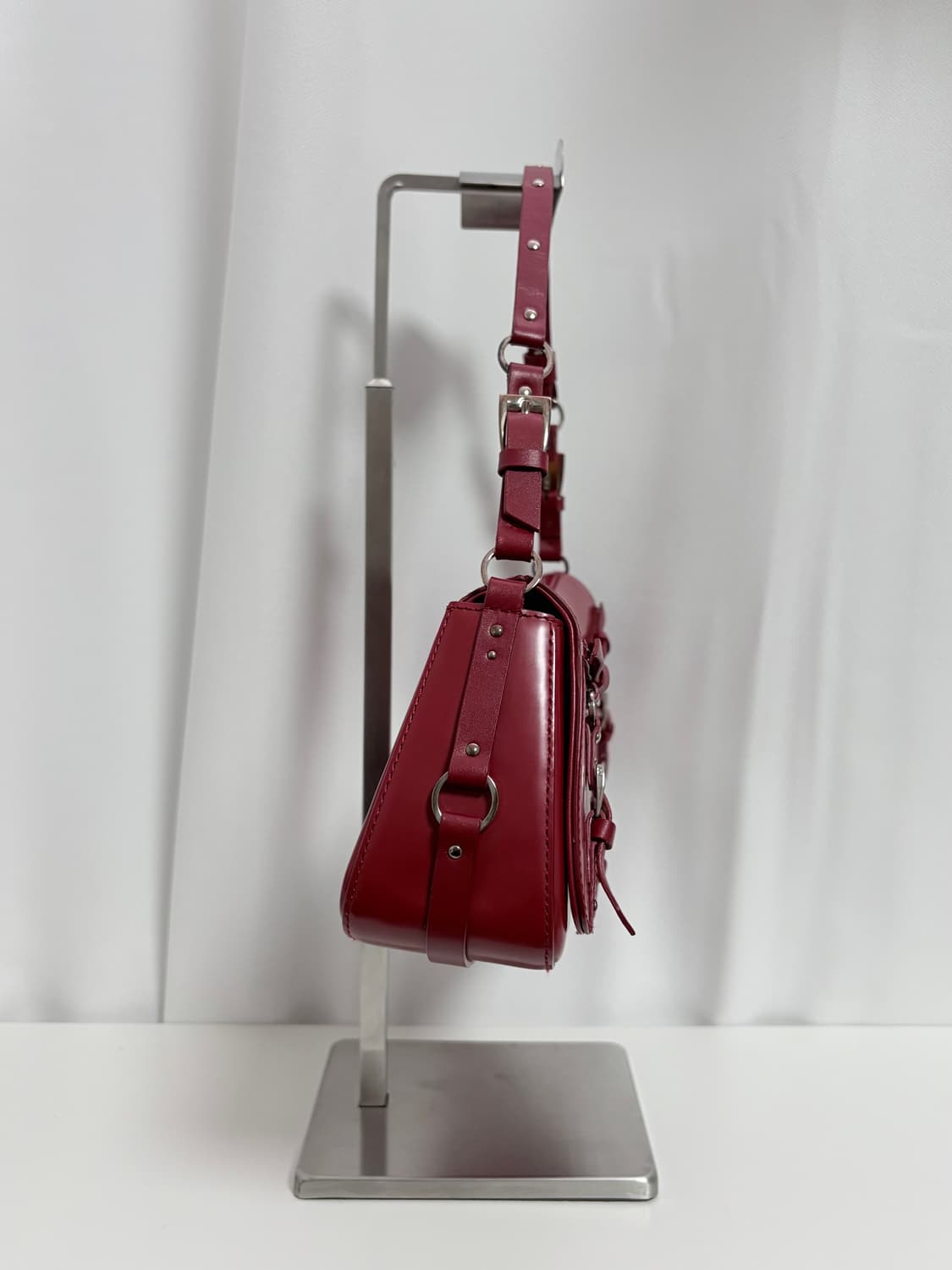 디올 본디지 하드코어 숄더백 상품이미지7