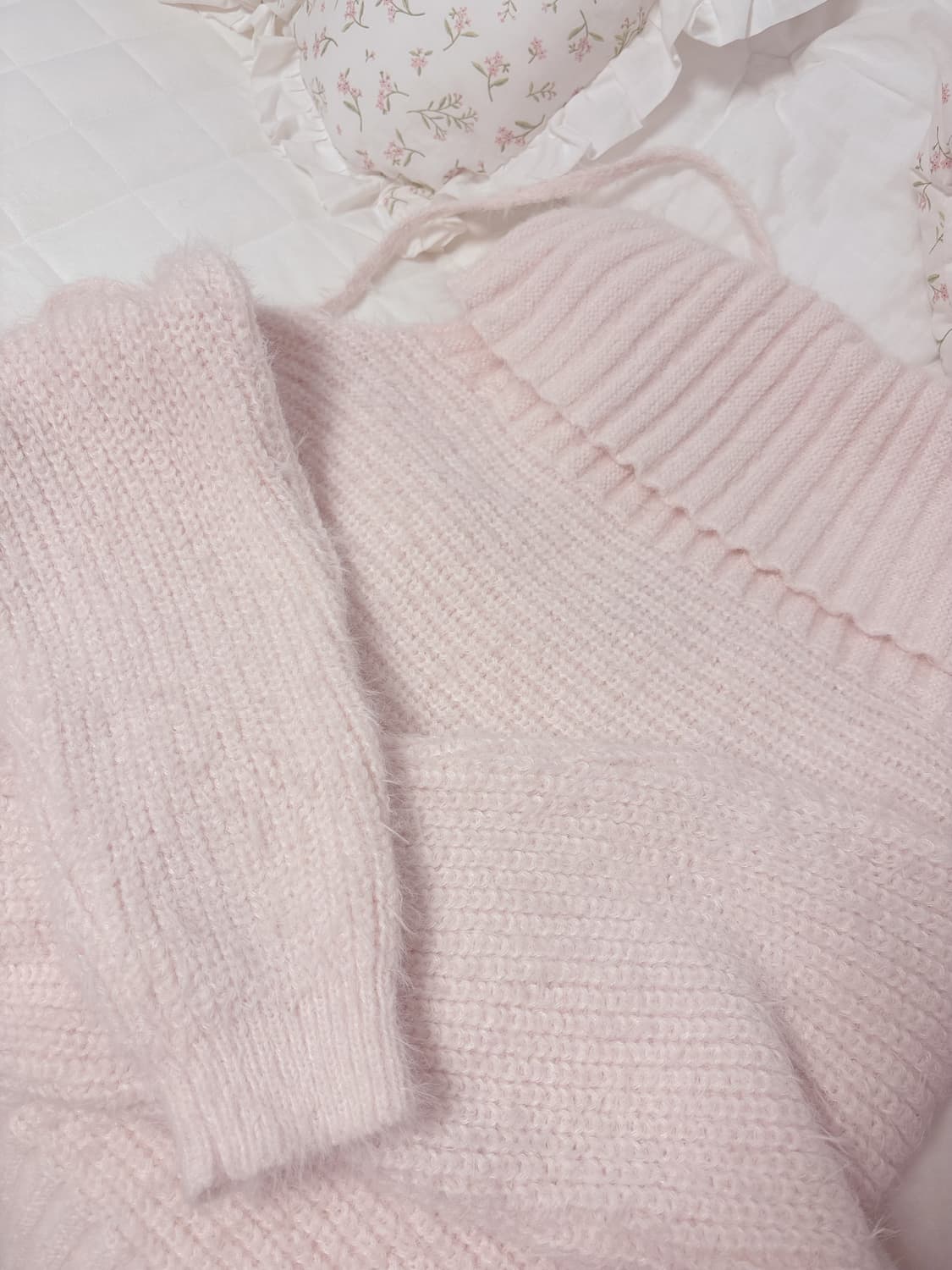 Palette off-shoulder ribbon knit, pink 상품이미지2