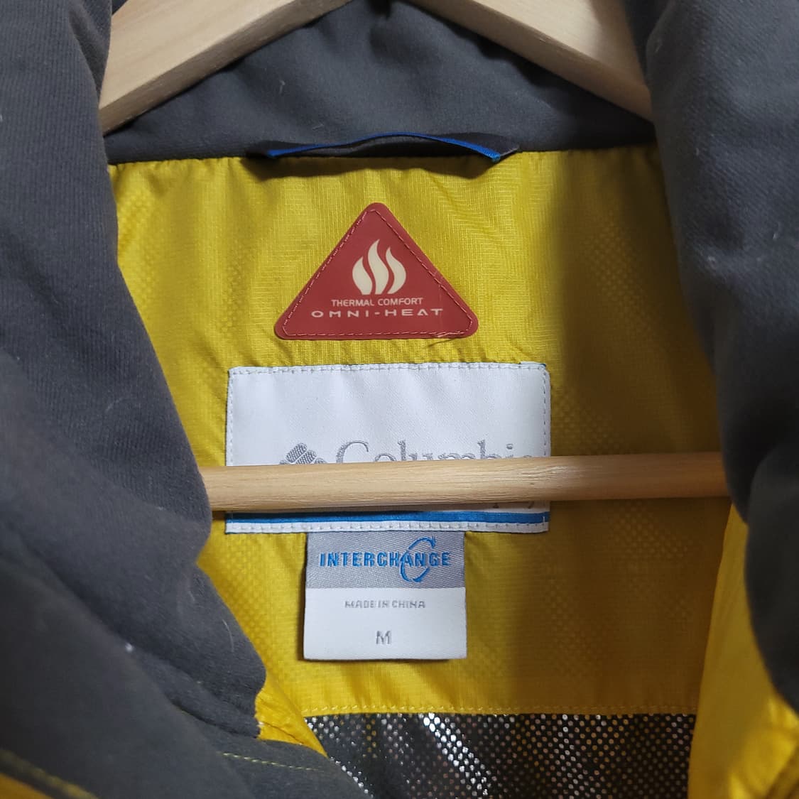 (95) COLUMBIA 컬럼비아 옴니히트 옐로우 패딩 점퍼 상품이미지2