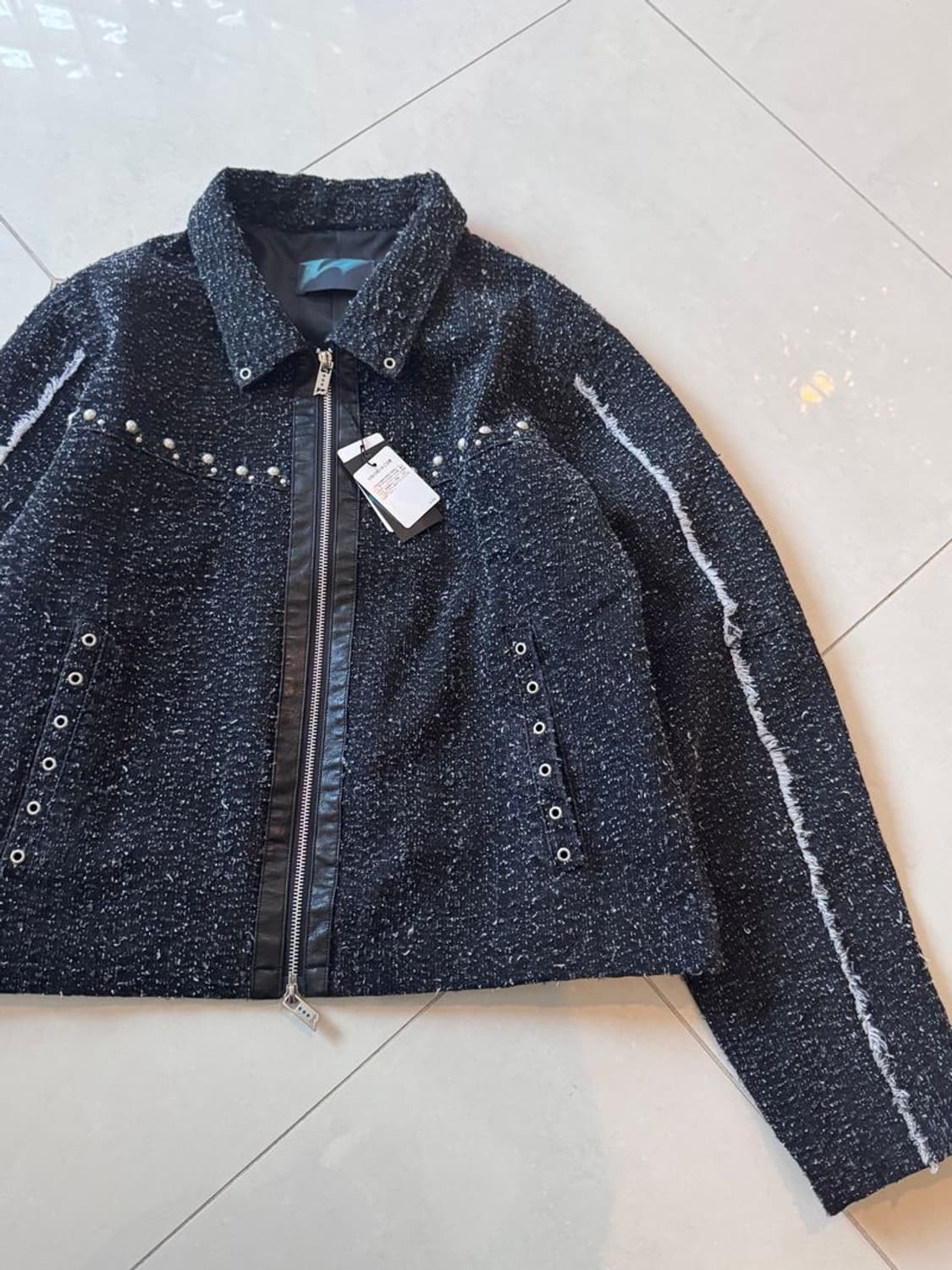 NEEDLE STUD SHORT CRASH BLOUSON 숏 블루종 상품이미지3