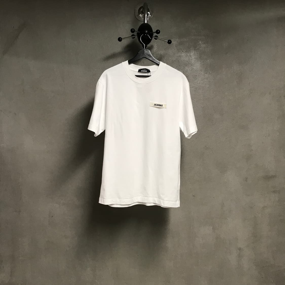 자크뮈스 화이트 반팔 티셔츠 XL 상품이미지1