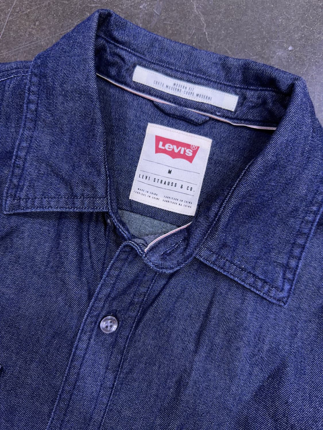 리바이스 샴브레이셔츠 데님셔츠 인디고 모던핏 M 상품이미지3
