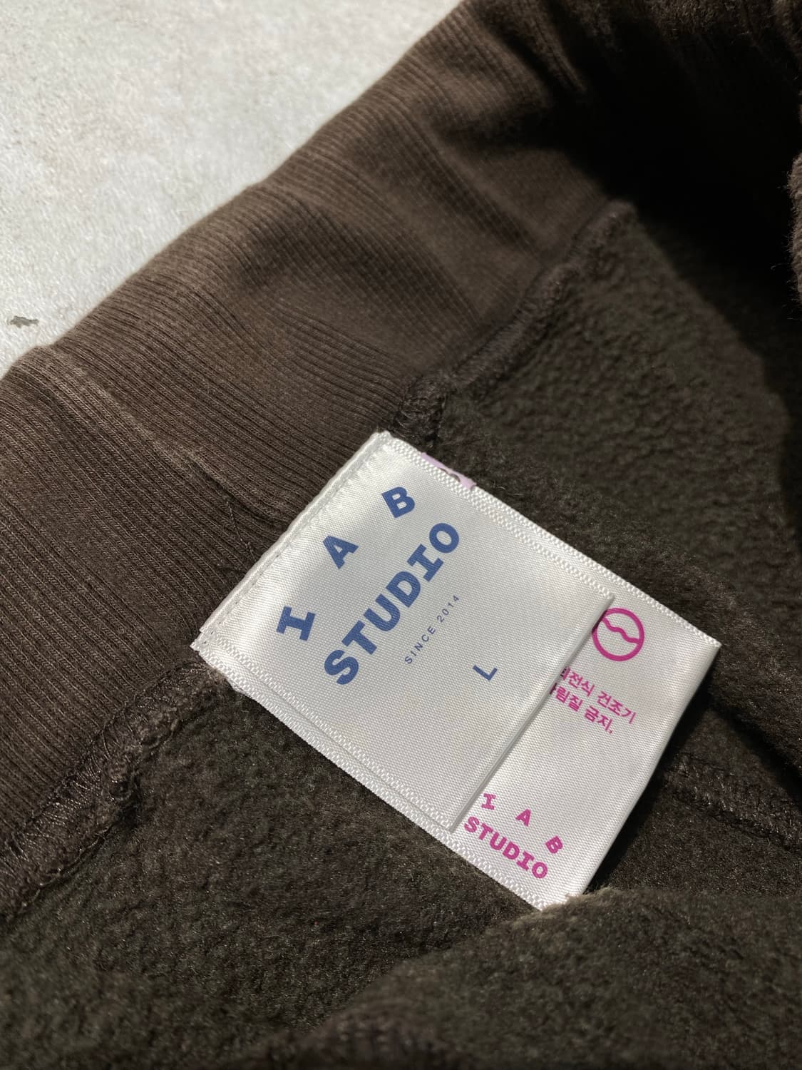 [L] I.A.B STUDIO 아이앱 스튜디오 브라운 스웻 조거팬츠 상품이미지6