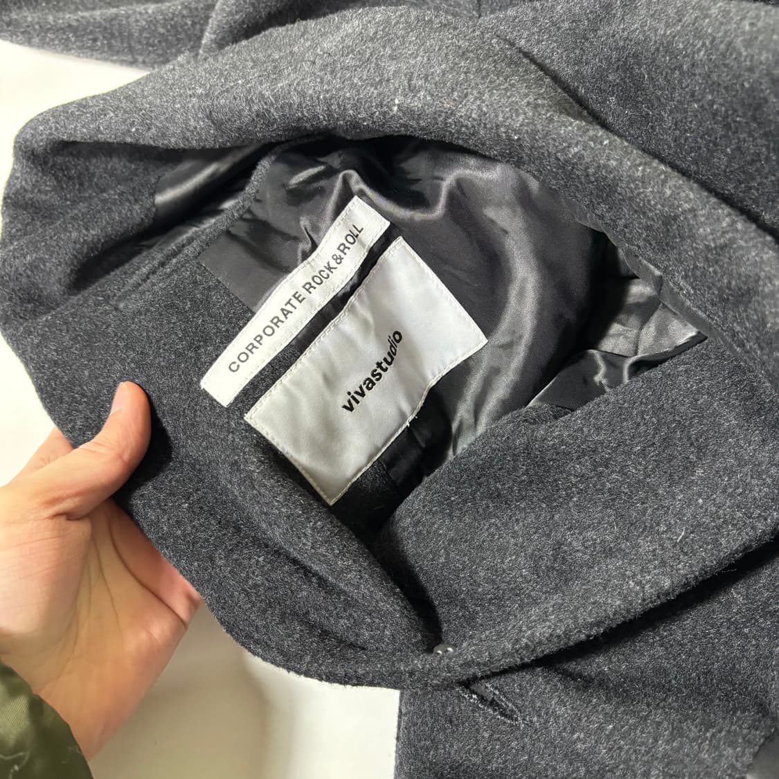 100 M 비바스튜디오 챠콜 싱글 울코트 상품이미지5