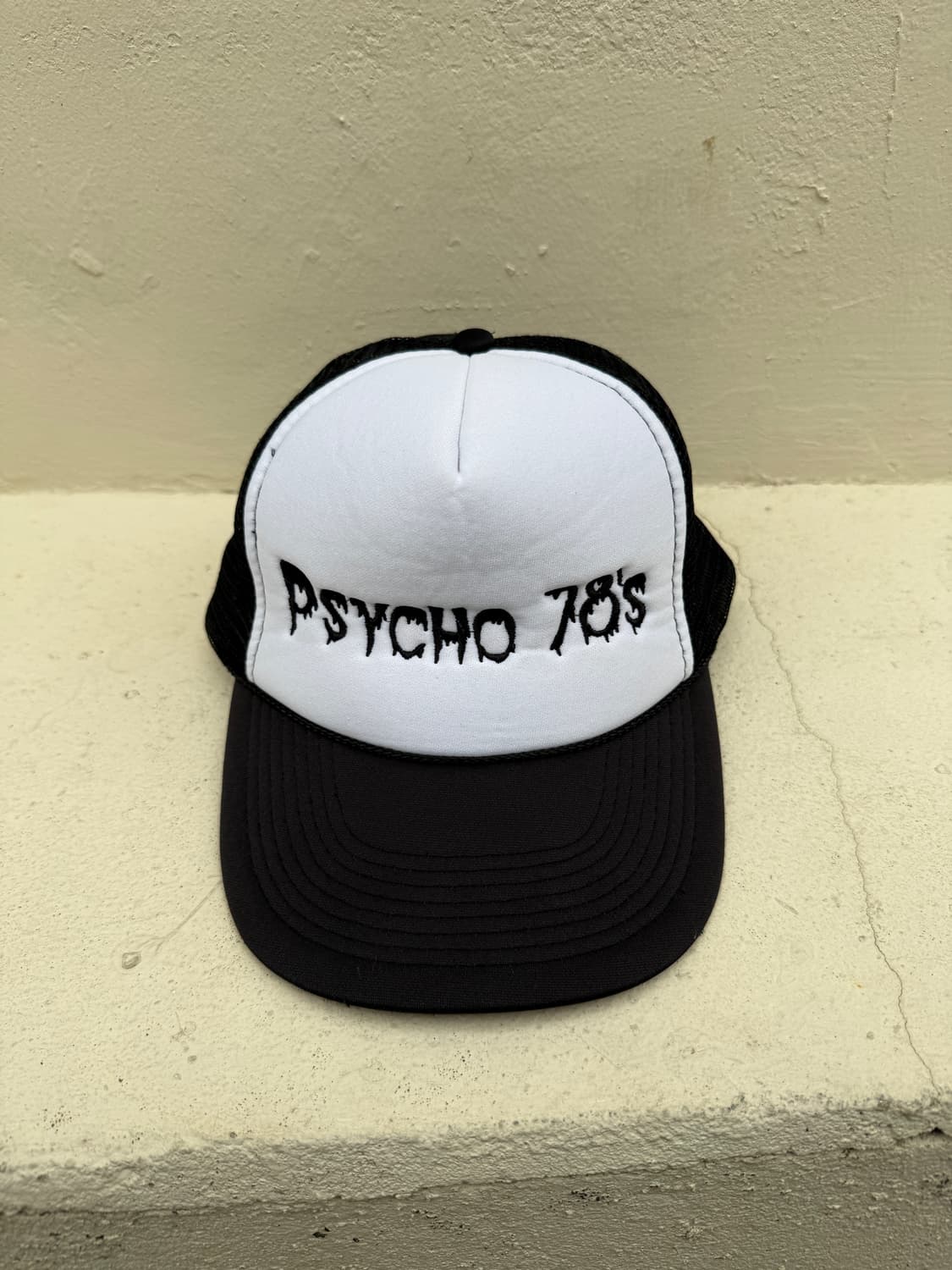 미스핏츠 90s Psycho 78’s 트러커 메쉬캡 상품이미지1