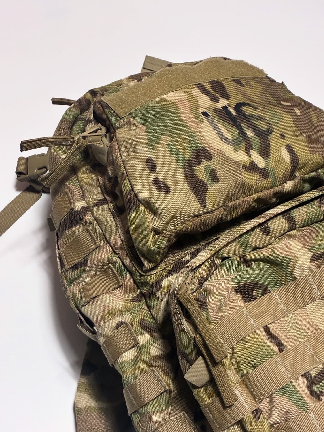 미군 MOLLE II 미디움 럭색 Multicam 백팩 프레임 포함 상품이미지2