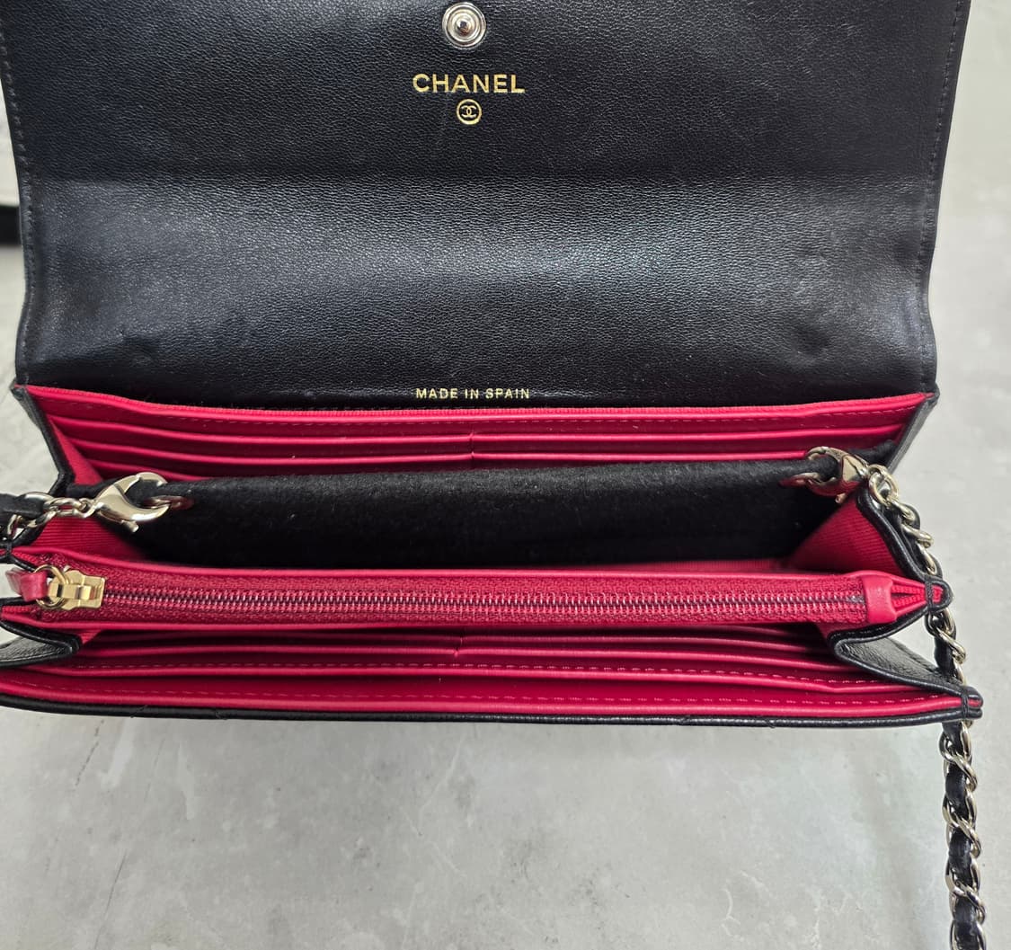 샤넬 19 플랩 장지갑 판매 상품이미지7