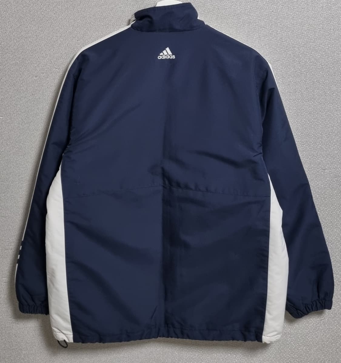 M (95) 아디다스 빈티지 네이비 점퍼 상품이미지2