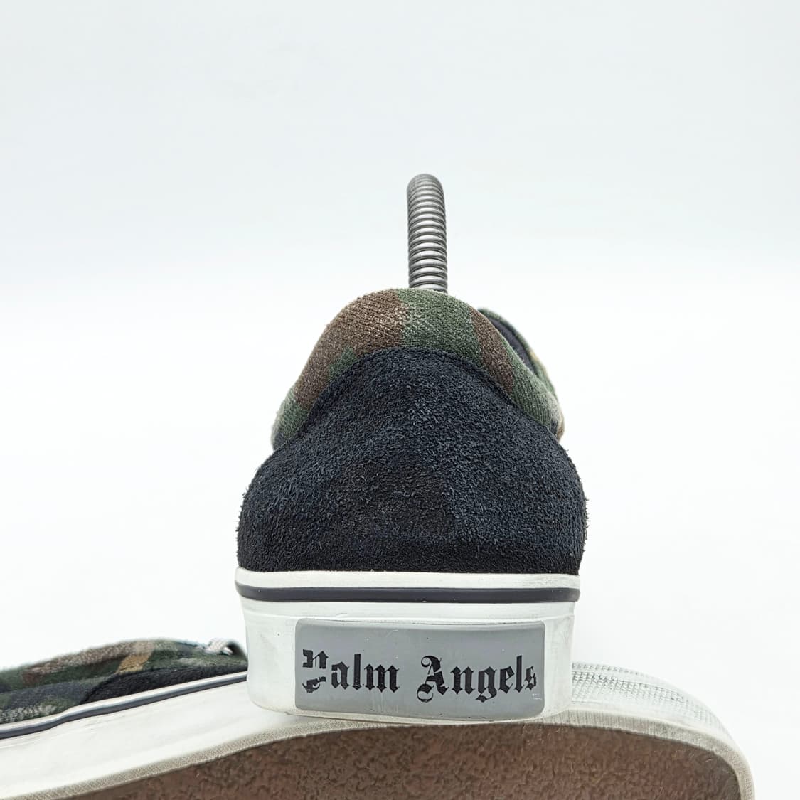 팜엔젤스 디스트레스드 스니커즈 카모/블랙 (43) 상품이미지2