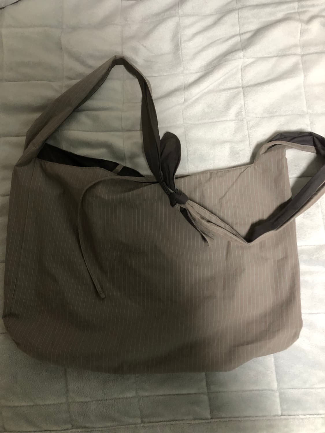 아모멘토 숄더백 상품이미지1