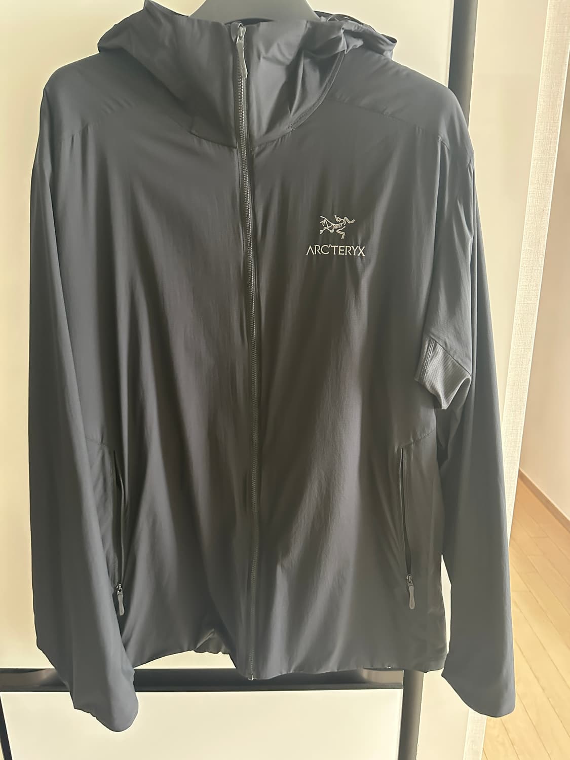 아크테릭스 아톰 sl 후디 블랙 상품이미지1