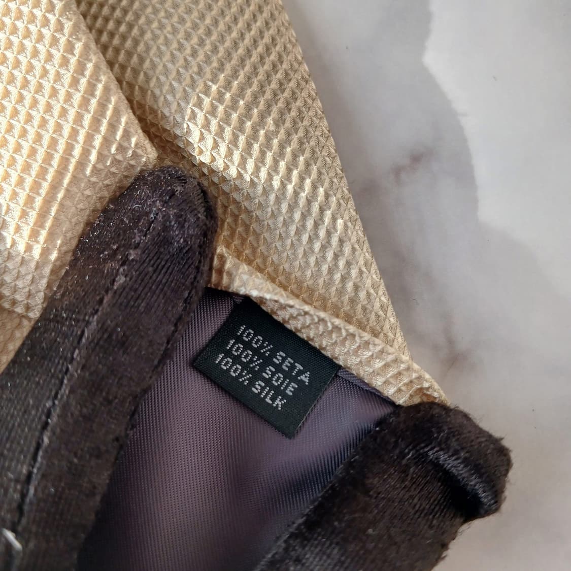 지안프랑코 페레 실크 아이보리 넥타이 8.7cm A+등급 A19486
 상품이미지10