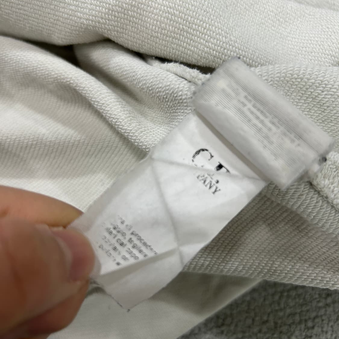 Cp컴퍼니 정품 화이트 맨투맨 m 상품이미지5