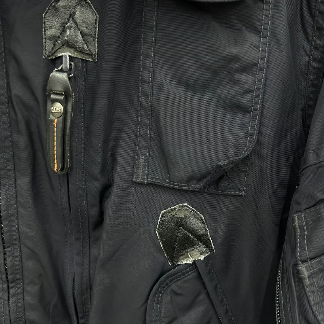 85 파라점퍼스 고비 마스터피스 남자 봄버 패딩 상품이미지9