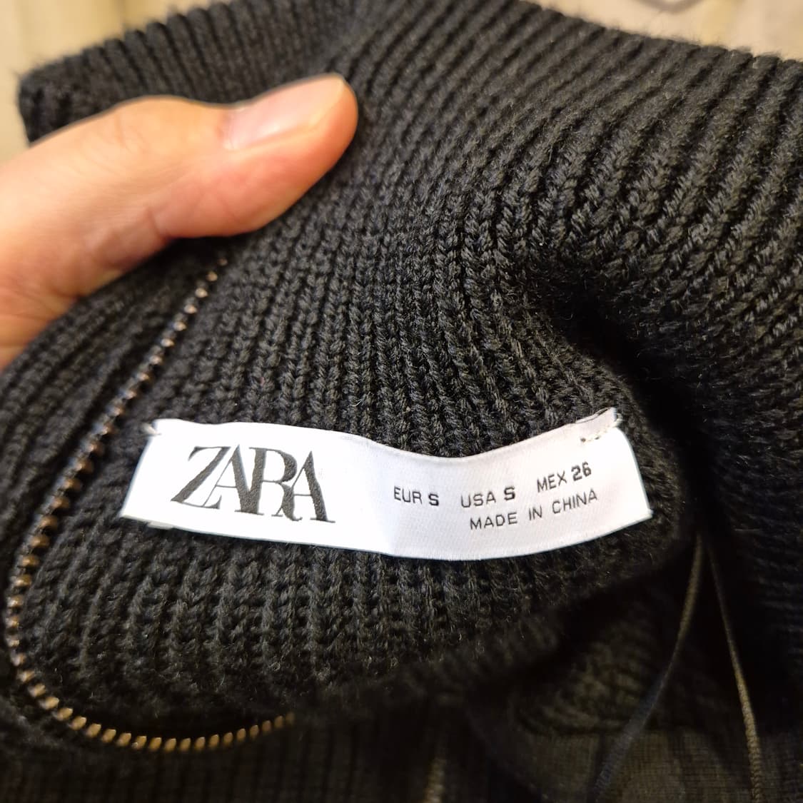 여성-S 자라 블랙 숏 집업니트  상품이미지3