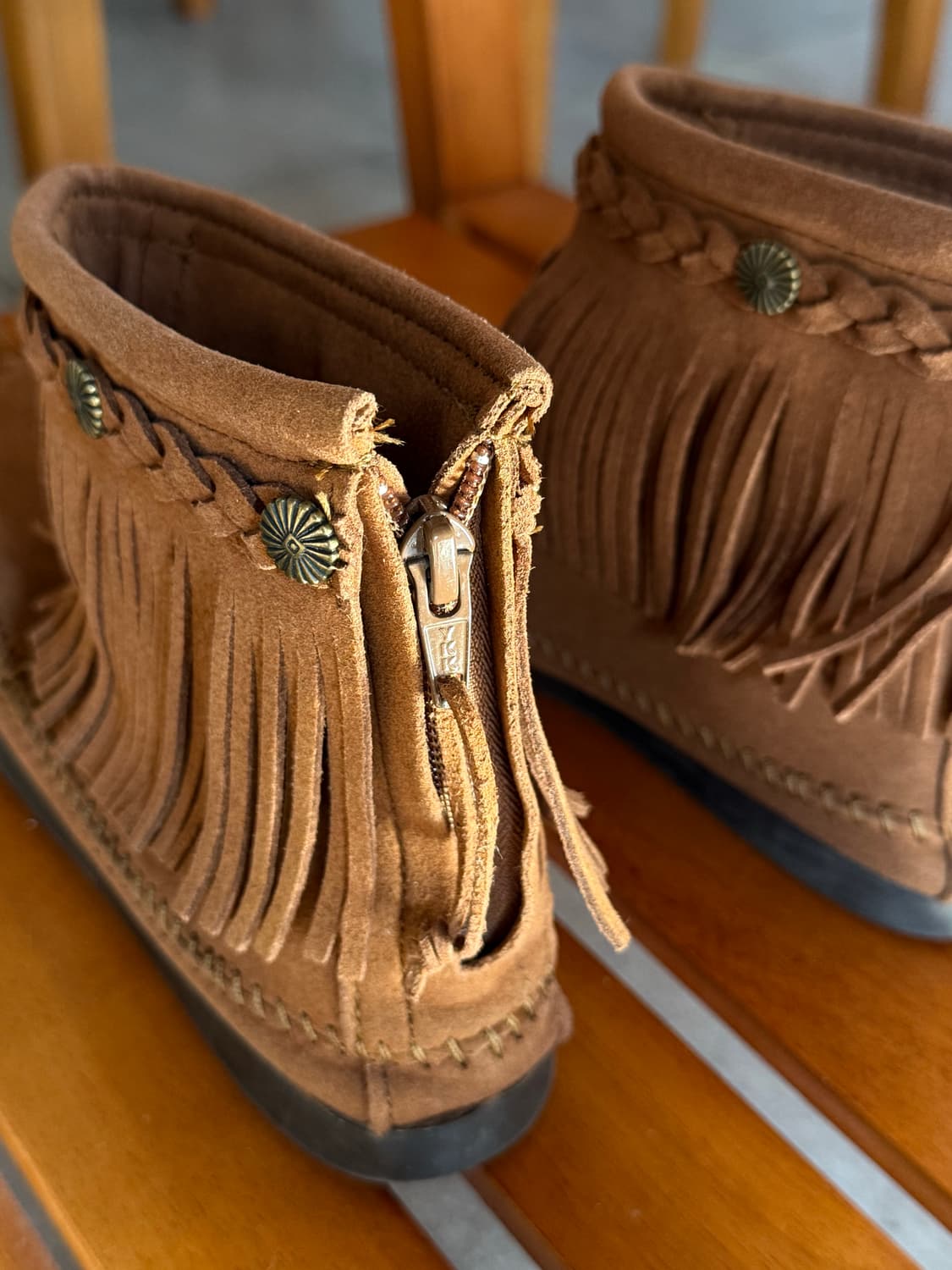 미네통카 어스뮤직 콜라보 프린지 웨스턴부츠 상품이미지5