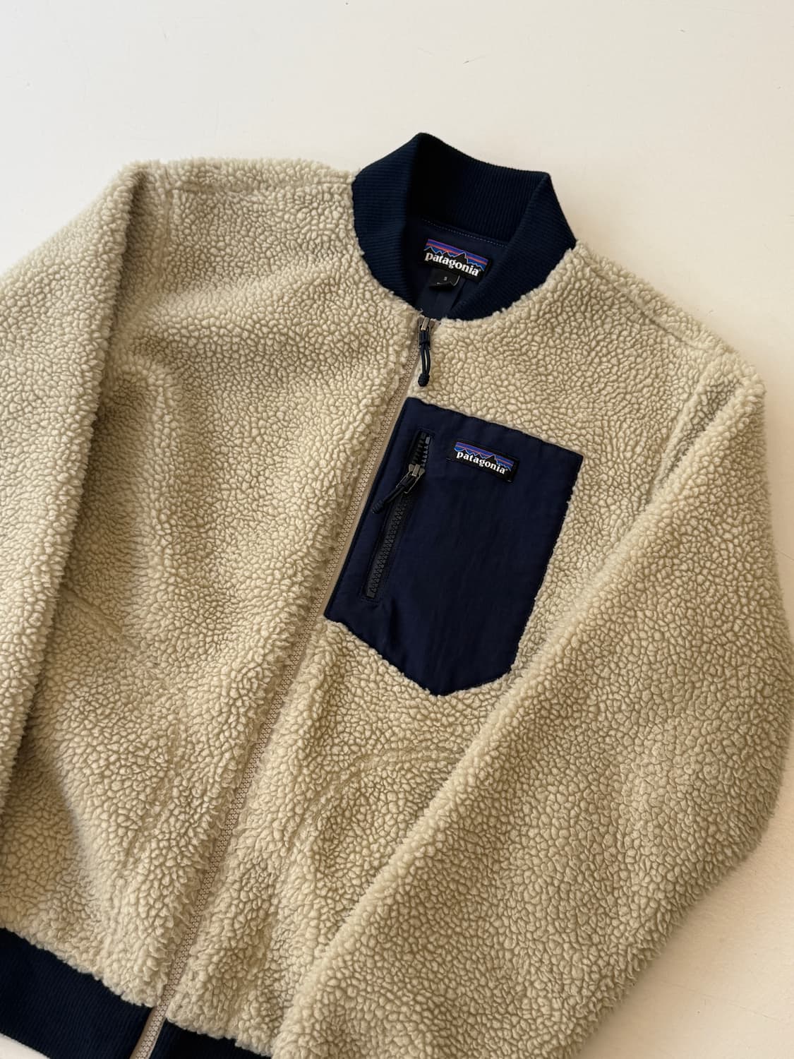 Patagonia 배색 플리스 집업 (아이보리/네이비) 상품이미지1