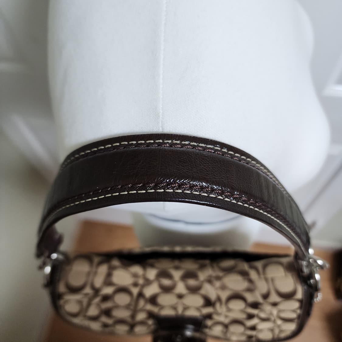 코치 플랩 숄더백 상품이미지2