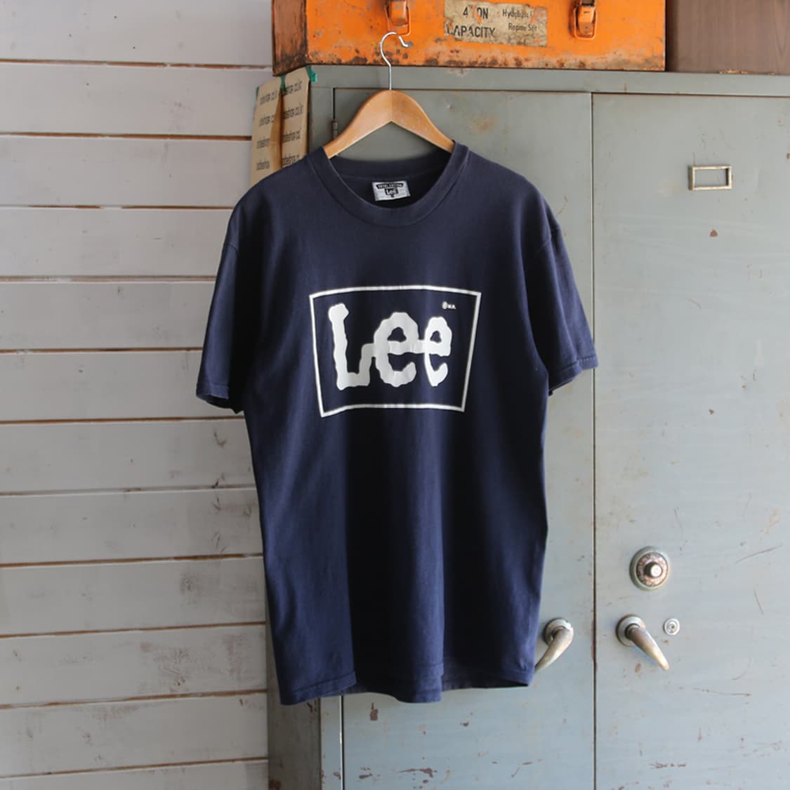 (착용컷) 90's Lee 로고 반팔 티셔츠 (남성용 100-103) 상품이미지1