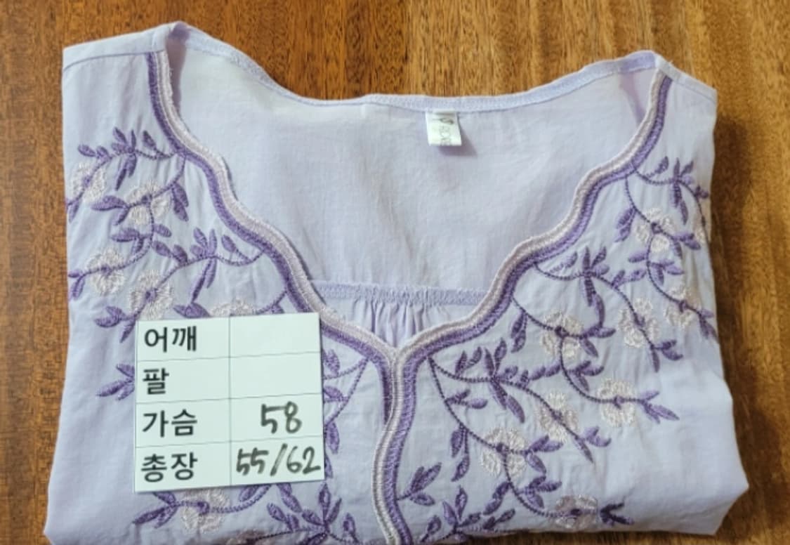 여성100-105사이즈👠수놓은 세상 얇은 반팔 상품이미지7