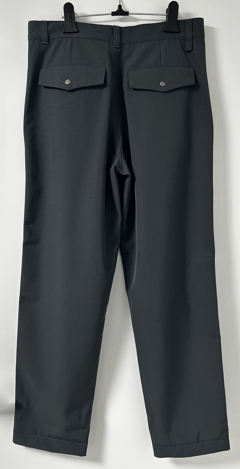 [COS 코스] 남성 원턱 와이드 테이퍼드 팬츠 / 카키 그레이 새상품 상품이미지3