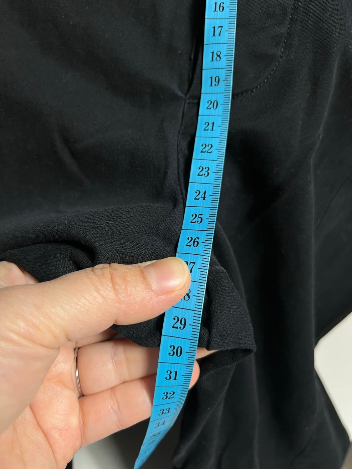 아르마니 익스체인지 블랙 팬츠 34 상품이미지3