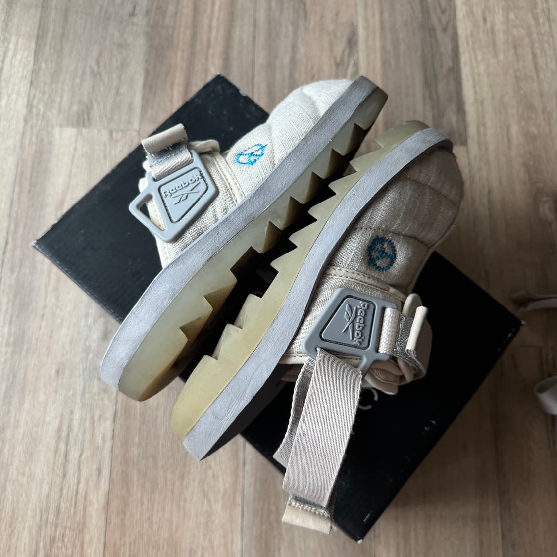 story mfg x reebok 콜라보 비트닉 스토리 mfg 리복 상품이미지5