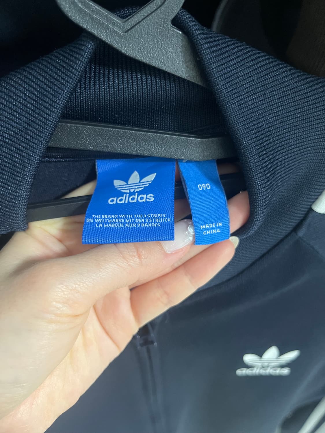 아디다스 슈퍼스타 릴렉스 트랙탑 네이비 상품이미지3