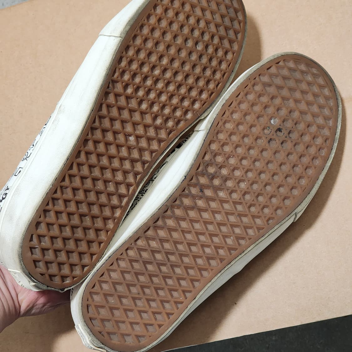 반스 볼트 × CDG OG 어센틱 LX 메세지 화이트 상품이미지4