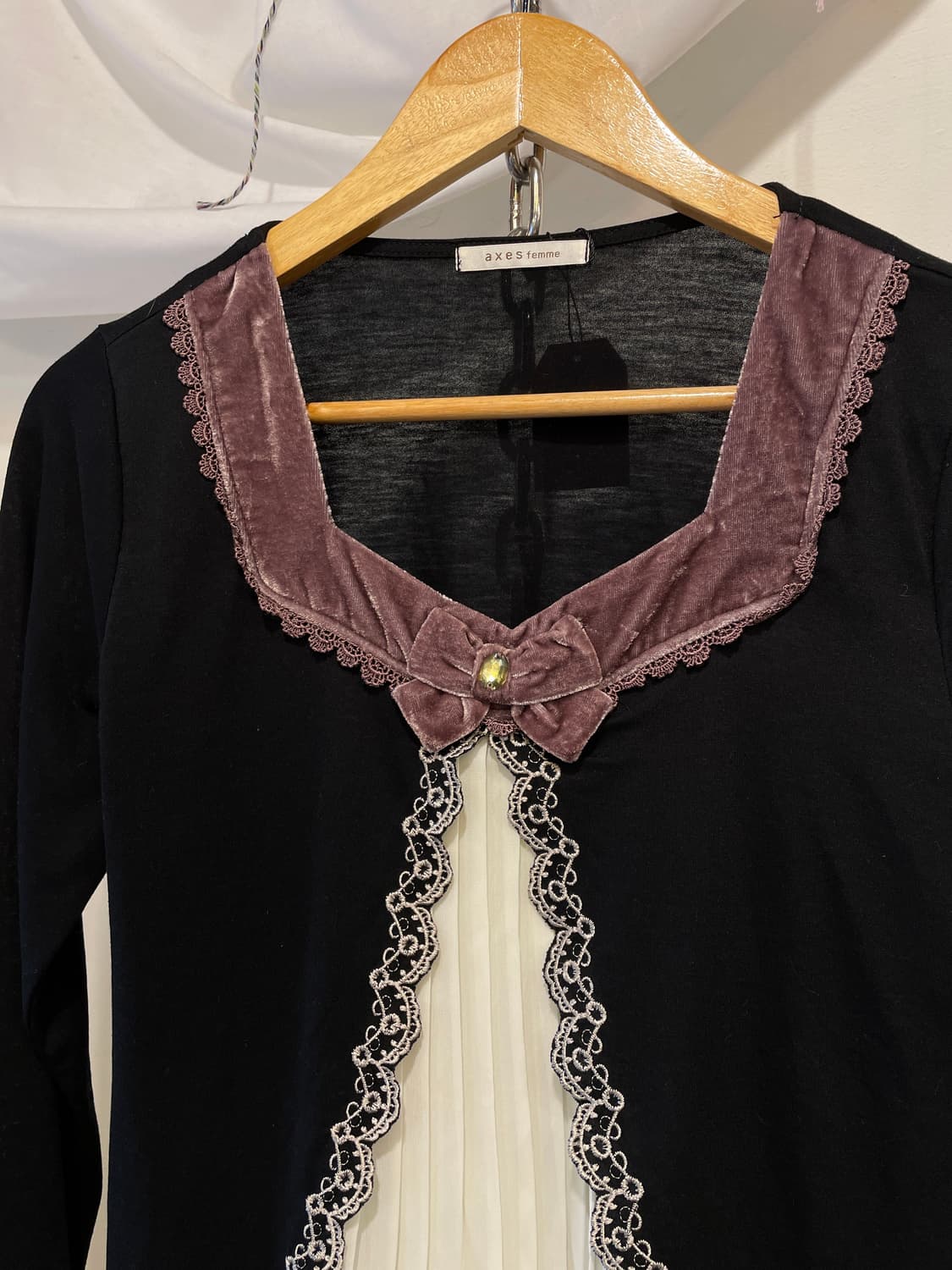 axes femme 엑시즈팜 벨벳 리본 핀턱 레이어드 블랙 롱슬리브 상품이미지3