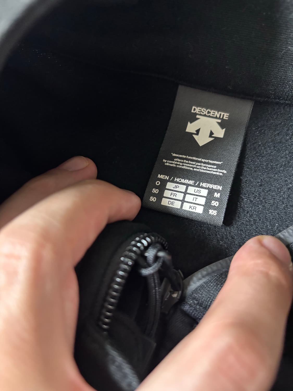 데상트 폴리 후리스 플리스 약기모 자켓 상품이미지5