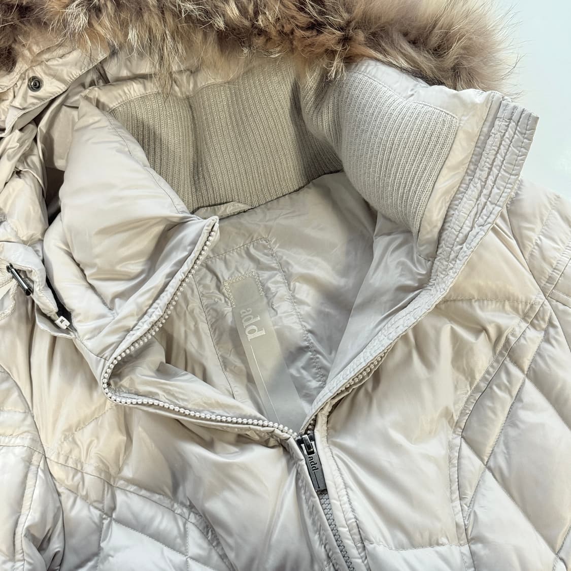 애드 add 라쿤 퍼 후드 구스 다운 패딩 상품이미지2