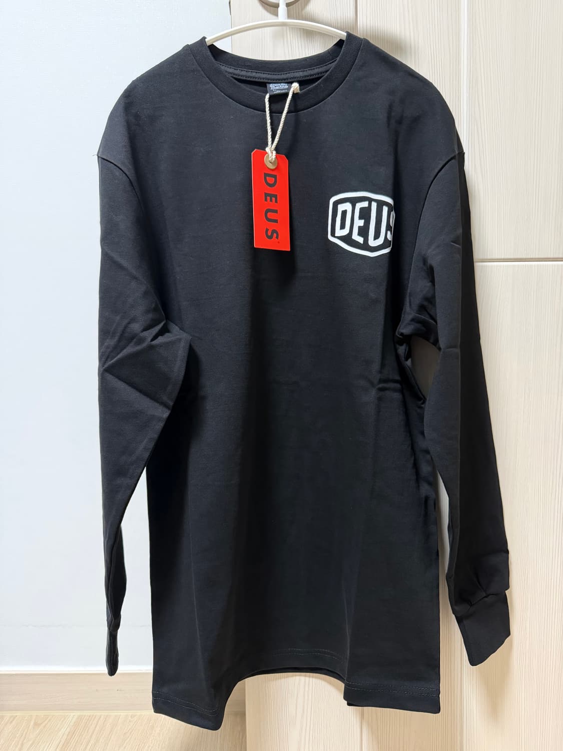 데우스 엑스마키나 서울 스몰 새상품 상품이미지1