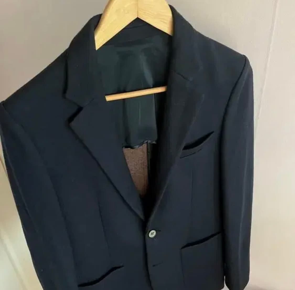 솔리드옴므 우영미 XS 슬림핏 95 슬렌더 자켓 실루엣  상품이미지9