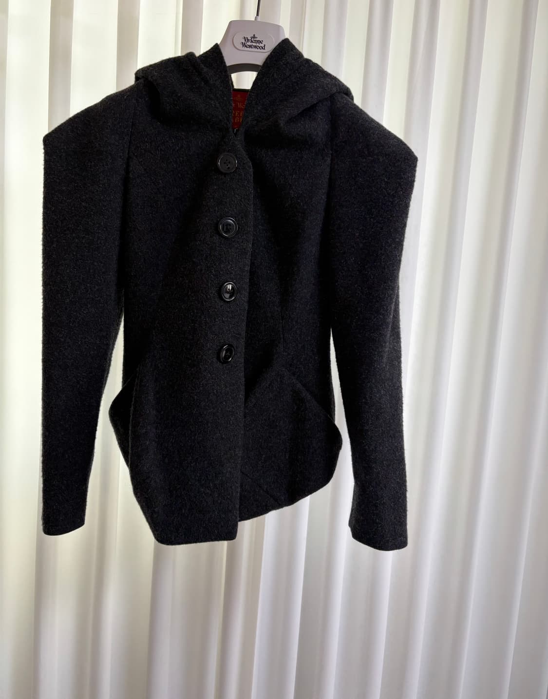 비비안웨스트우드 레드라벨 후드코트 상품이미지1