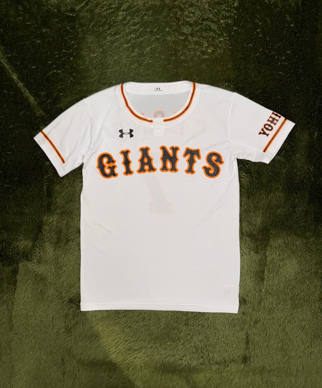 언더아머 요미우리 자이언츠 초노 히사요시 원버튼 헨리넥 유니폼 상품이미지1