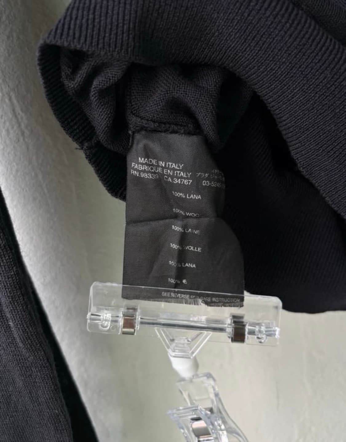 Prada 90s extra fine V-neck 상품이미지8