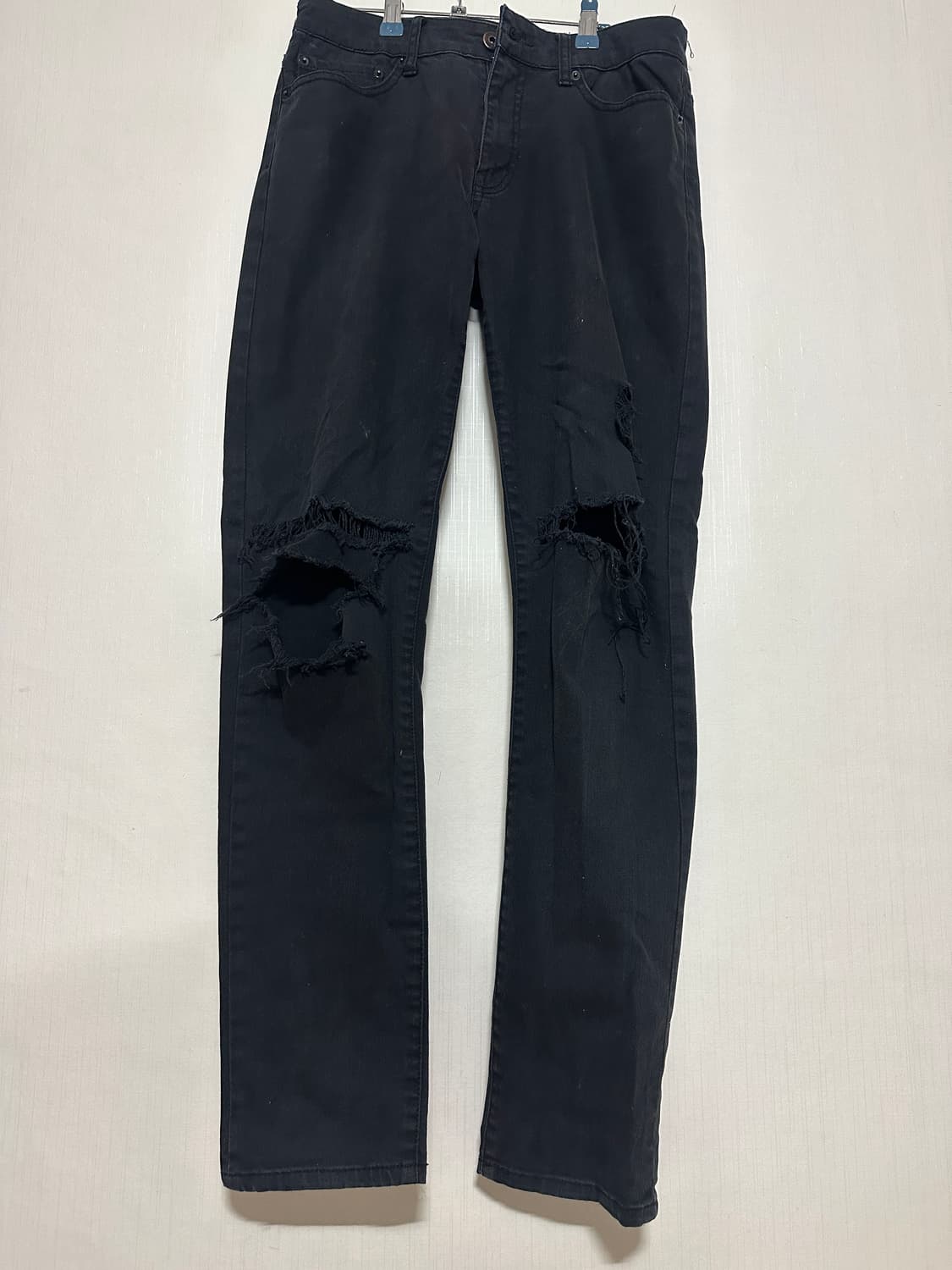 Vintage distressed black skinny jean 상품이미지1