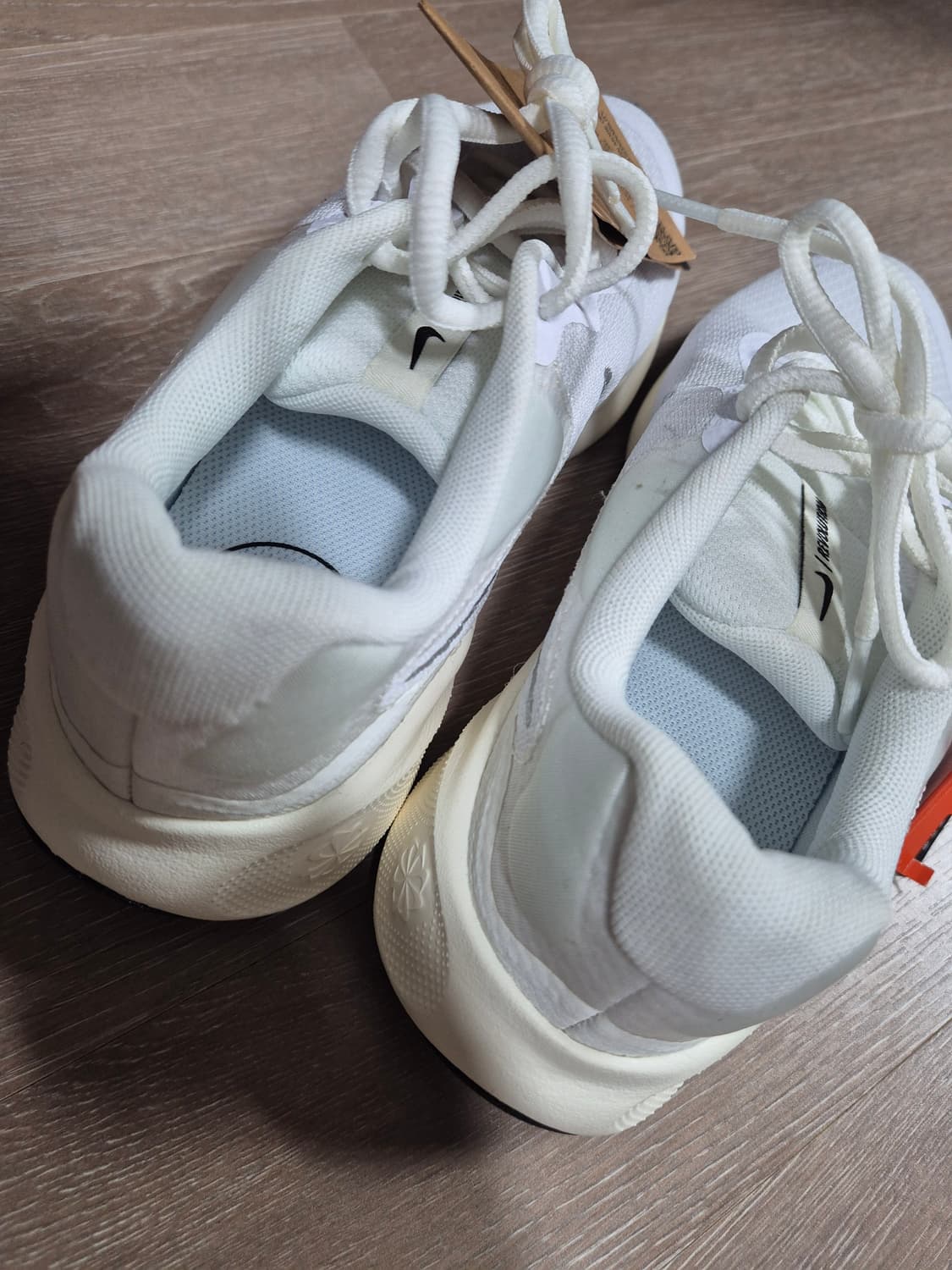 나이키 여성 런닝화 240 (새상품) 상품이미지3