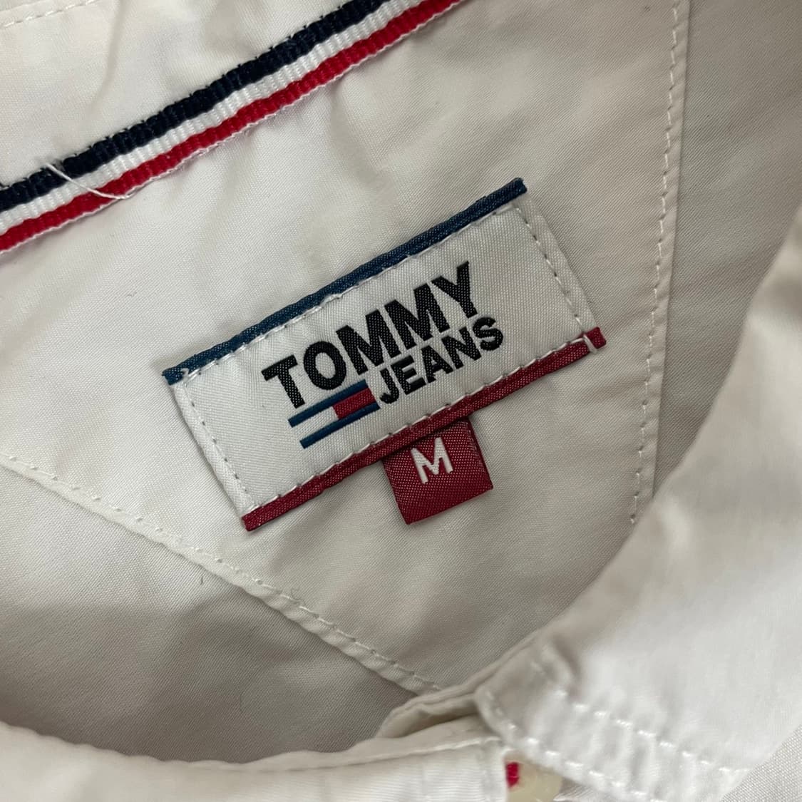 [M] 타미힐피거 화이트셔츠 (새상품급) 상품이미지8