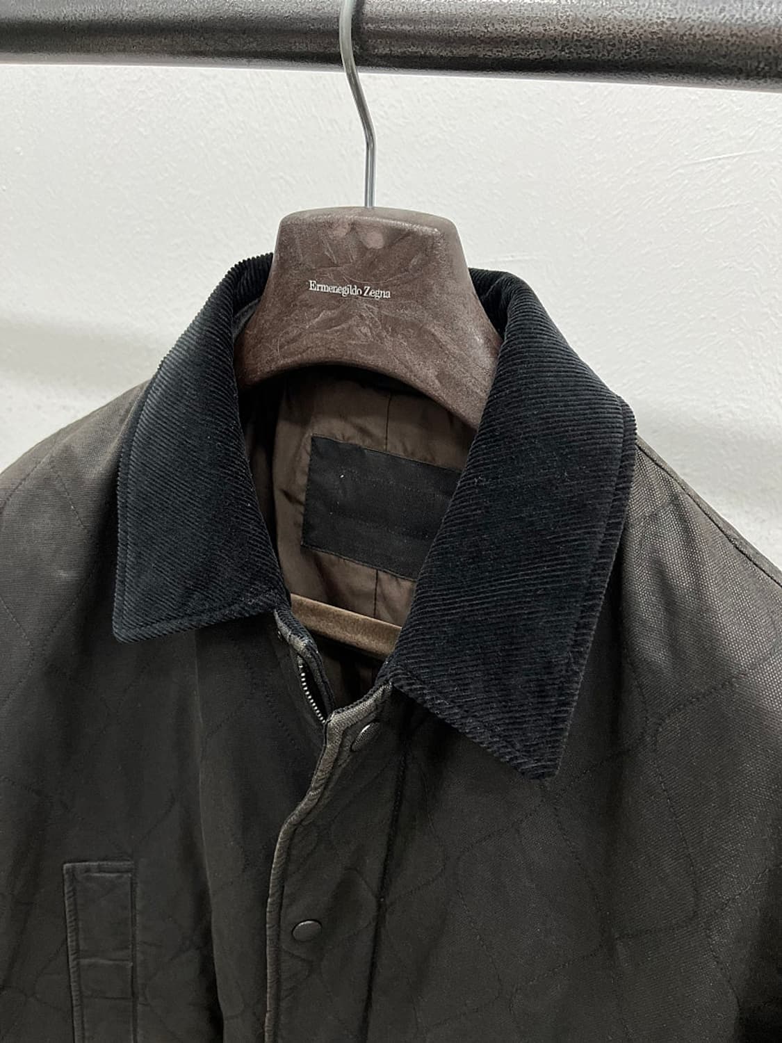 105) 시리즈 피그먼트 퀼팅 코트  상품이미지3