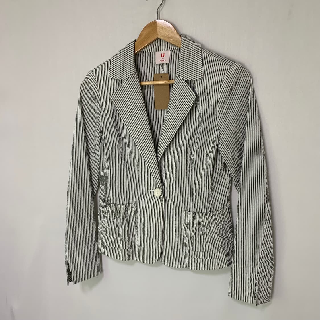 Ungaro 웅가로 스트라이프 린넨혼용 원버튼 슬림라인 여성 자켓 상품이미지2
