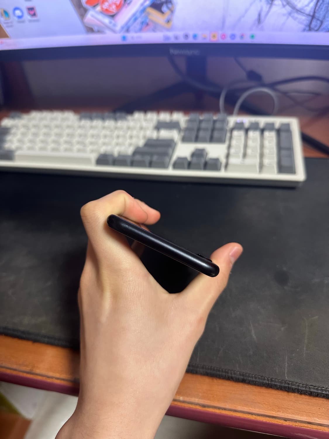 아이폰 se2 블랙 배터리 성능 100 상품이미지6