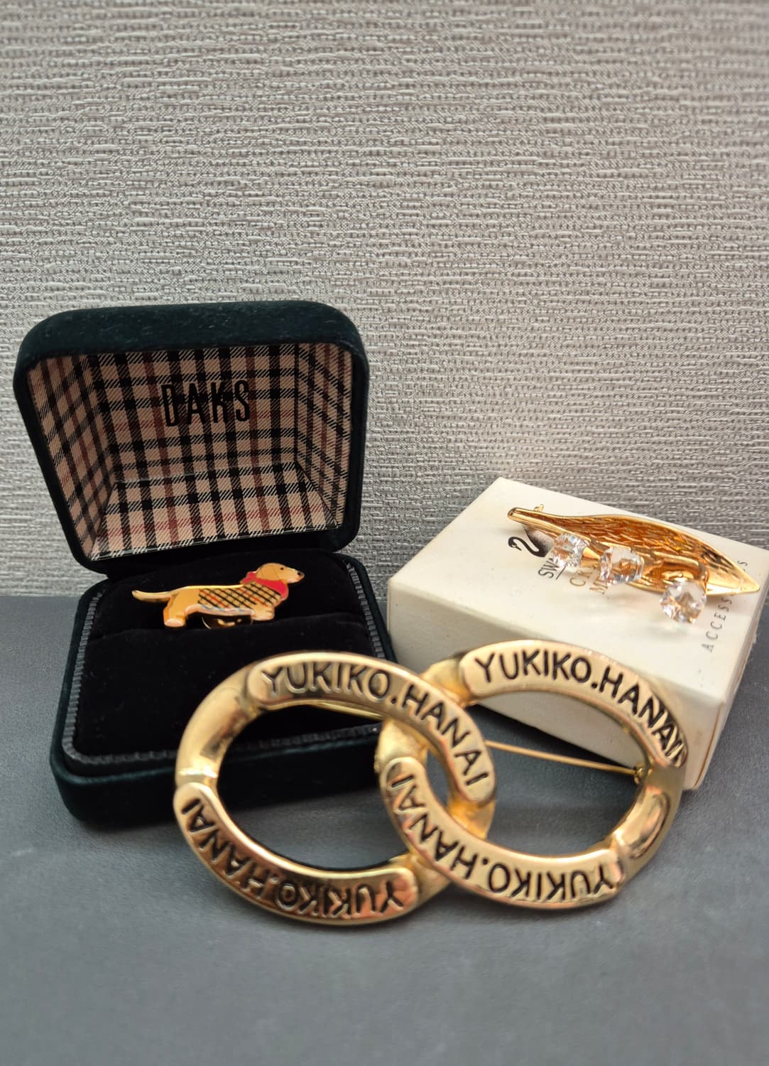 닥스 & 스와브스키 브로치 앤 목걸이 일괄판매 상품이미지1