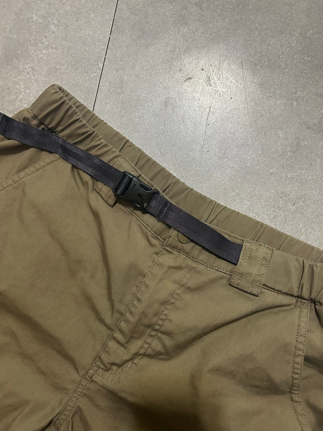 컬럼비아 카키컬러 빈티지 나일론 유틸 팬츠 28인치  상품이미지3