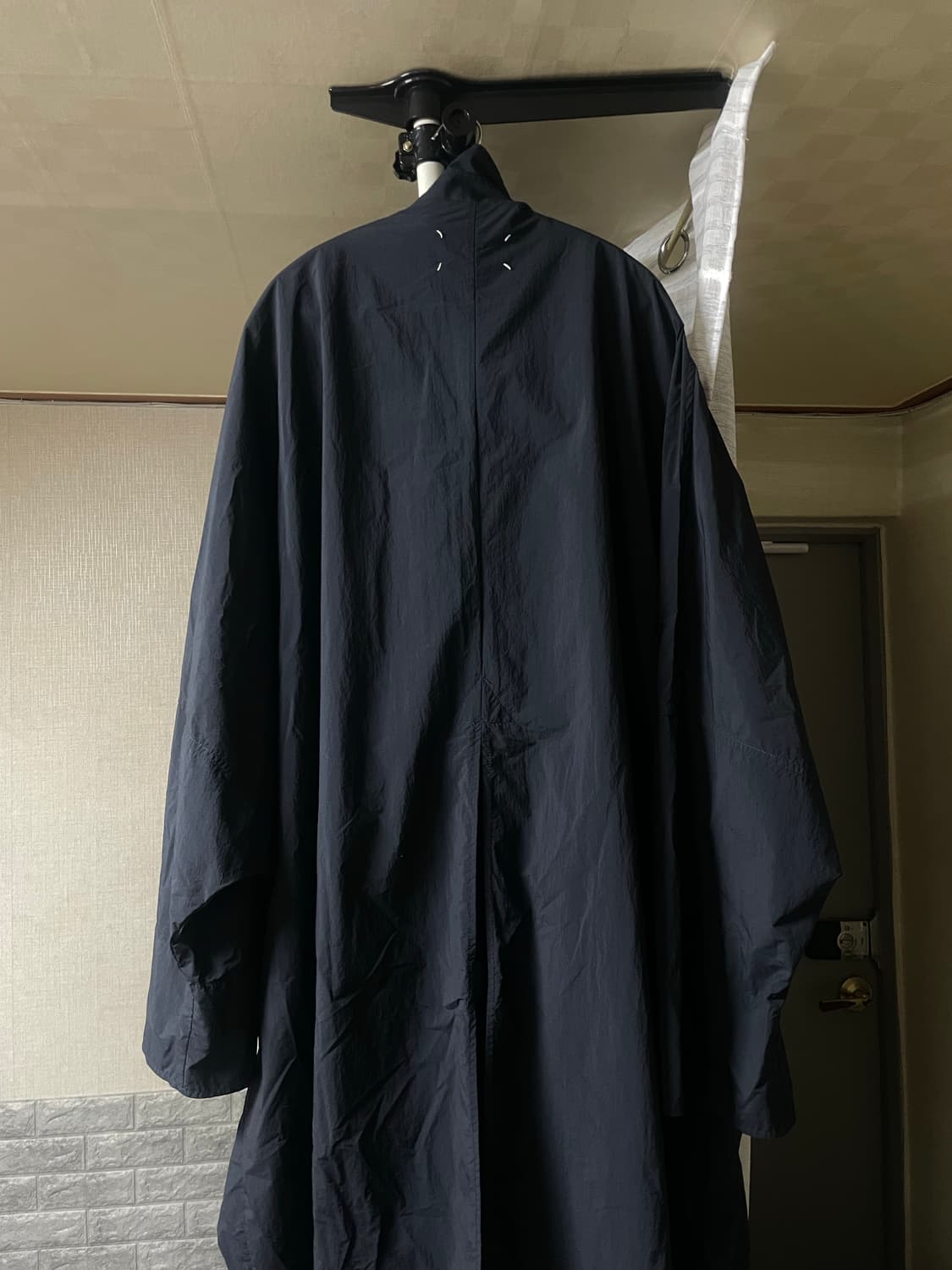 메종 마르지엘라 나일론 코트 블랙 상품이미지2