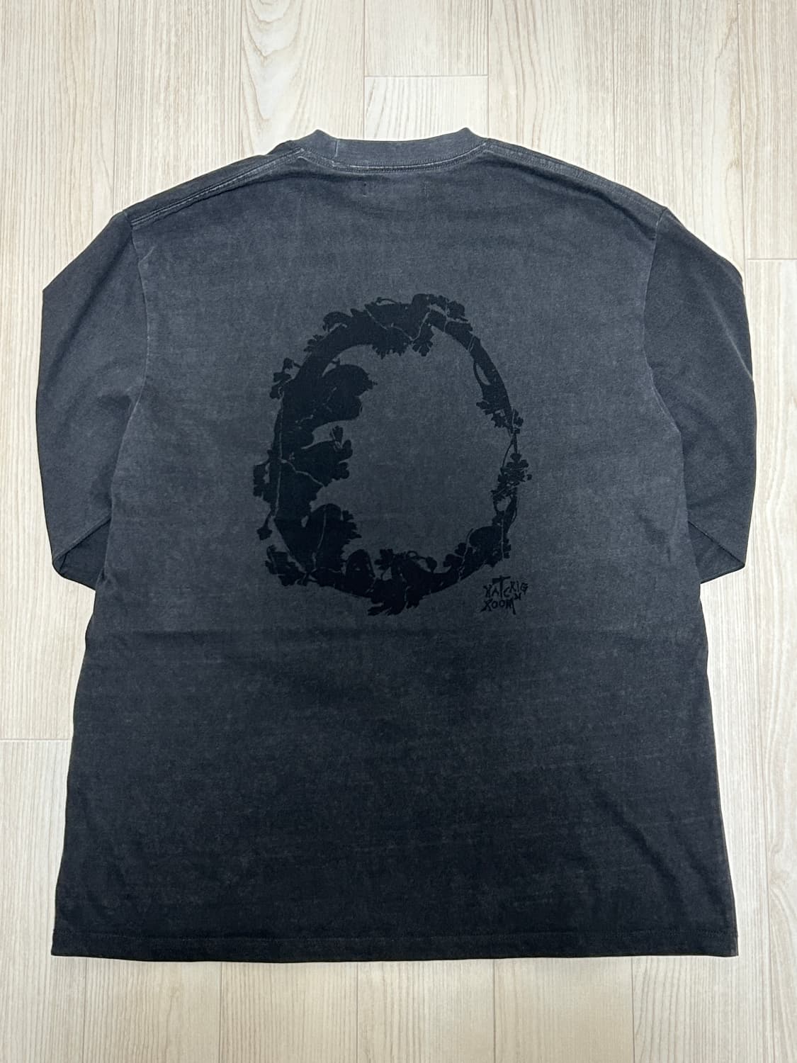 해칭룸 플로랄 에그 롱슬리브 차콜 상품이미지2